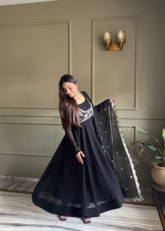 Pure Fox Georgette 16-Kali 4-Meter Flared Anarkali Set with Fancy Koti, Pant & Embroidered Dupatta