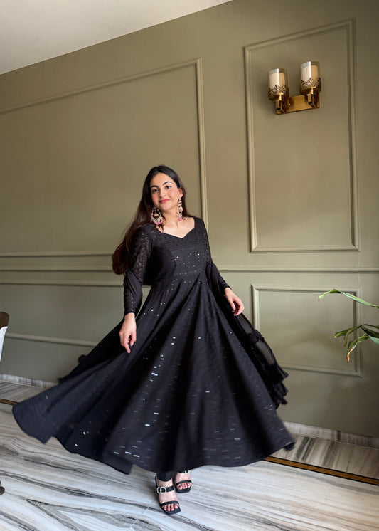 Pure Soft Fox Georgette Lucknowi Sequins & Thread Work 4-Meter Flared Kali Pattern Anarkali Set with Ruffle Dupatta & Pant