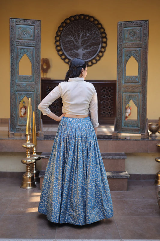 Cosmos Weaving Jacquard Flared Lehenga Set with Full-Stitched Beads Embroidered Blouse